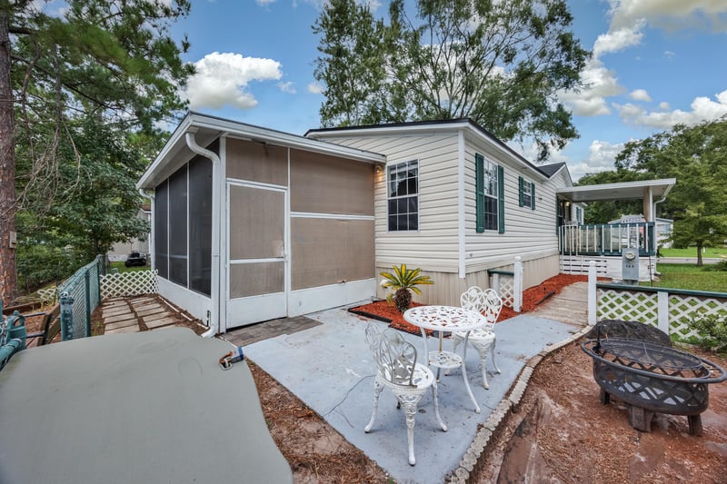 Photo 31 of 500 Chaffee Rd S, Jacksonville, FL 32221, photographed by Megapixeler