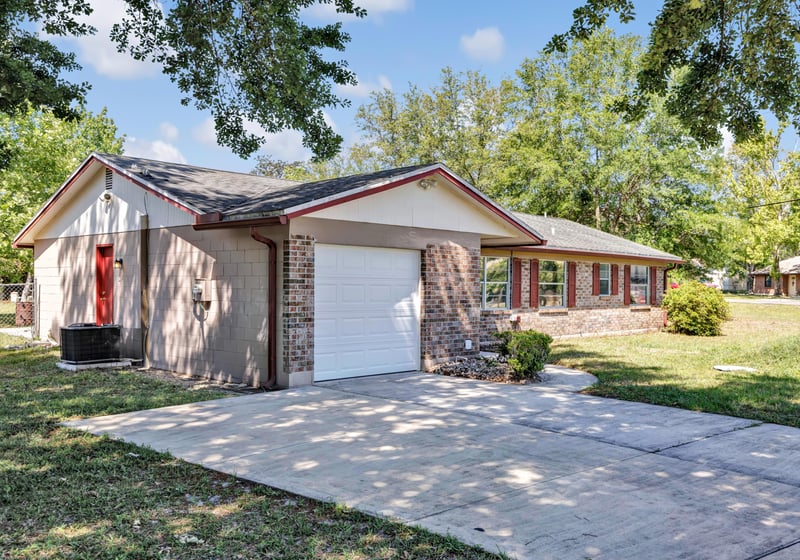 Photo 2 of 1588 Rainbow Rd, Middleburg, FL 32068, photographed by Megapixeler