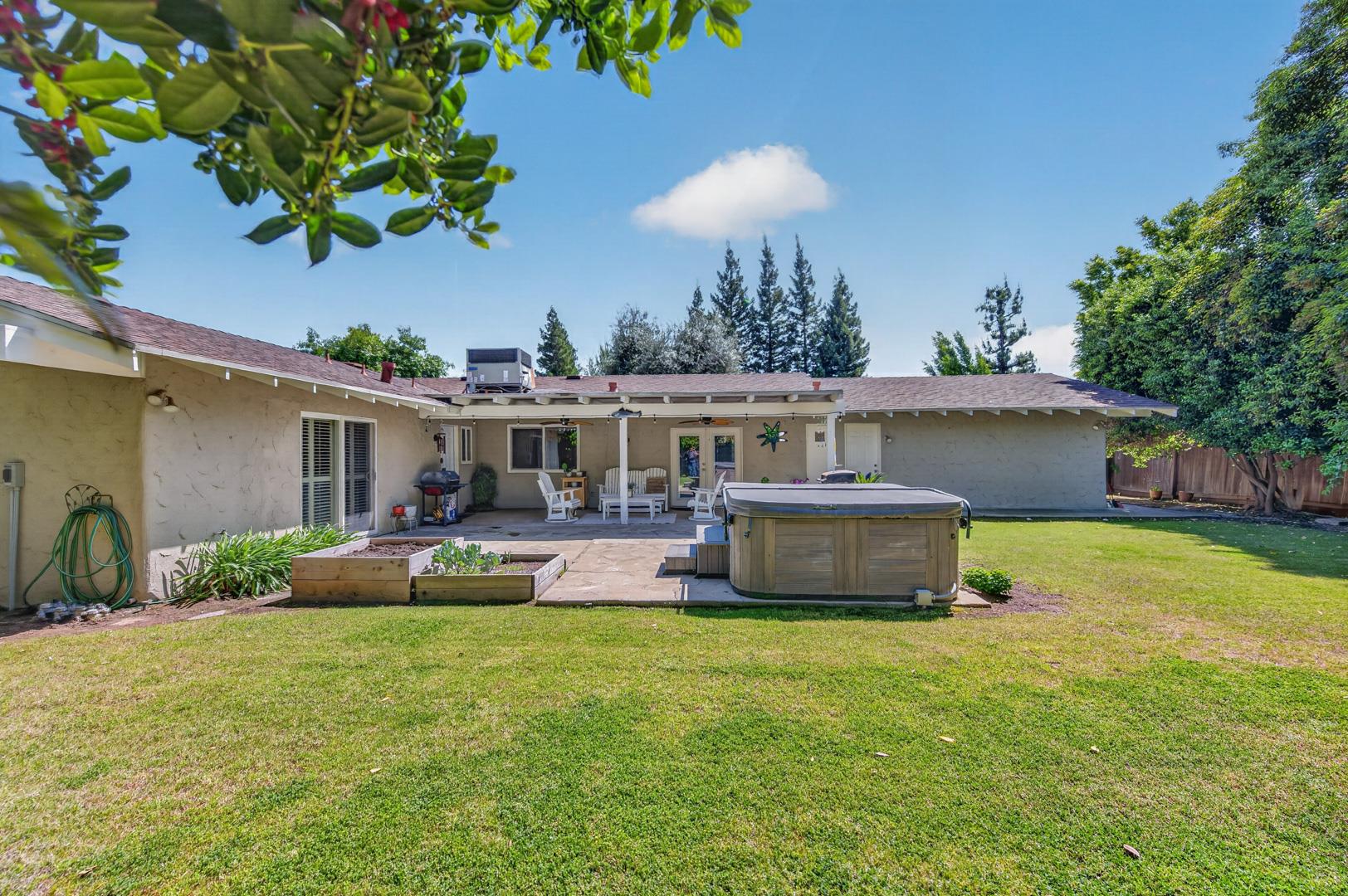 3132 W Alluvial Ave, photo 53