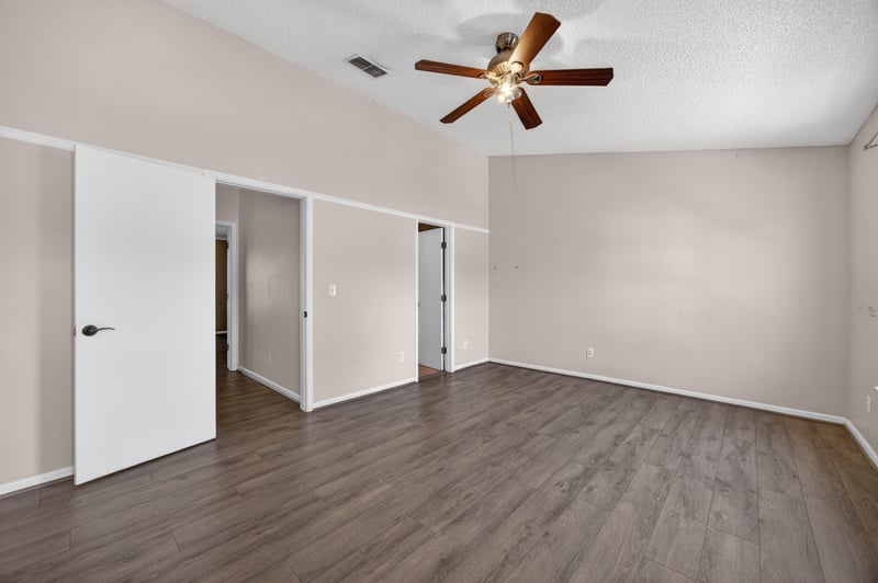 Photo 35 of 3355 Mandarin Glen Dr, Jacksonville, FL 32223, photographed by Megapixeler