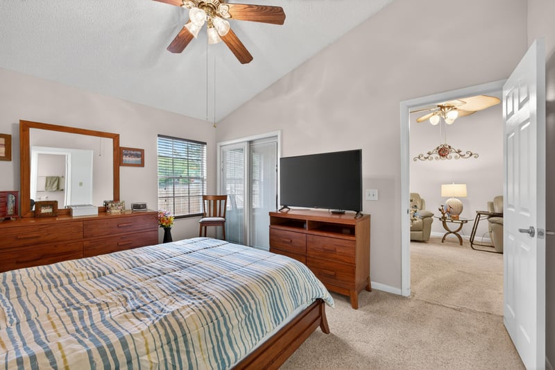 Photo 12 of 11095 Wandering Oaks Dr, Jacksonville, FL 32257, photographed by Megapixeler