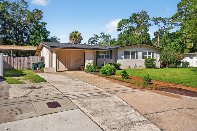 Photo 2 of 6942 Waikiki Rd, Jacksonville, FL 32216, photographed by Megapixeler