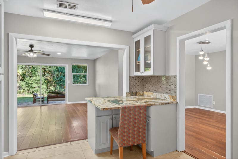 Photo 19 of 1355 Lamanto Ave E, Jacksonville, FL 32211, photographed by Megapixeler