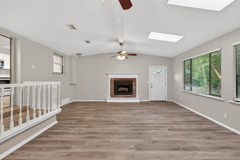 Photo 15 of 7251 Mayapple Rd, Jacksonville, FL 32211, photographed by Megapixeler