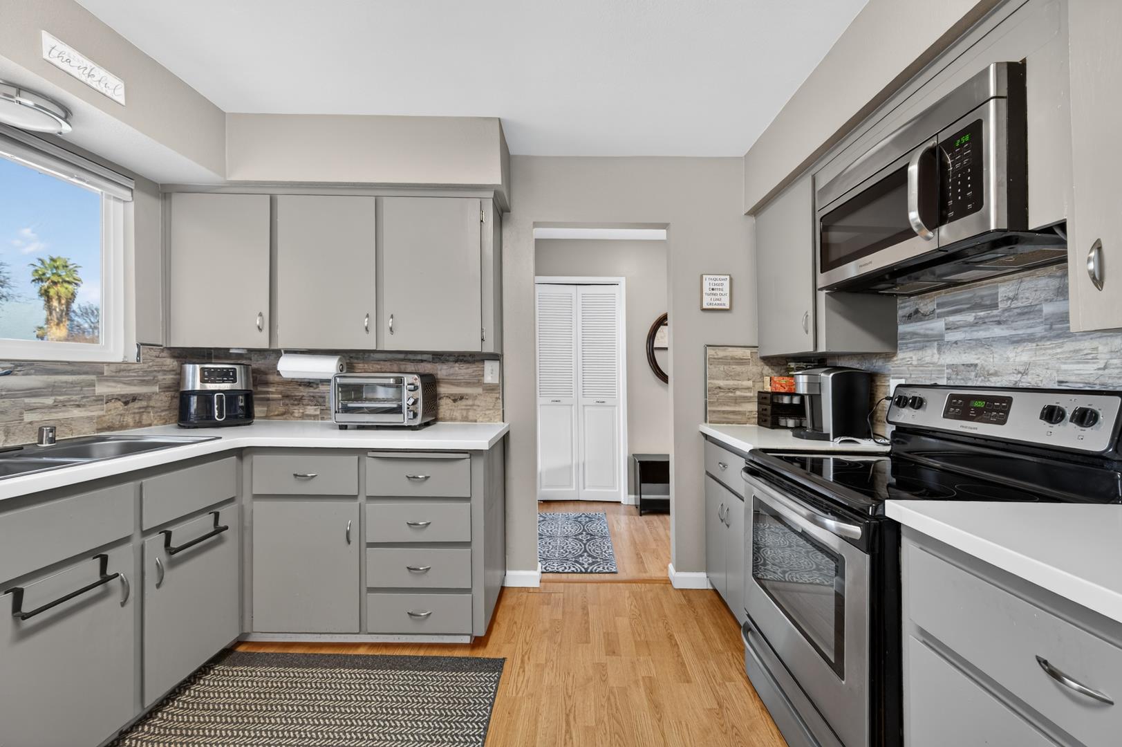 1506 Robinwood Ave, photo 22