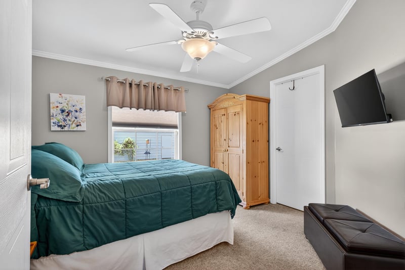 Photo 39 of 141 Kitty Ave, Interlachen, FL 32148, photographed by Megapixeler
