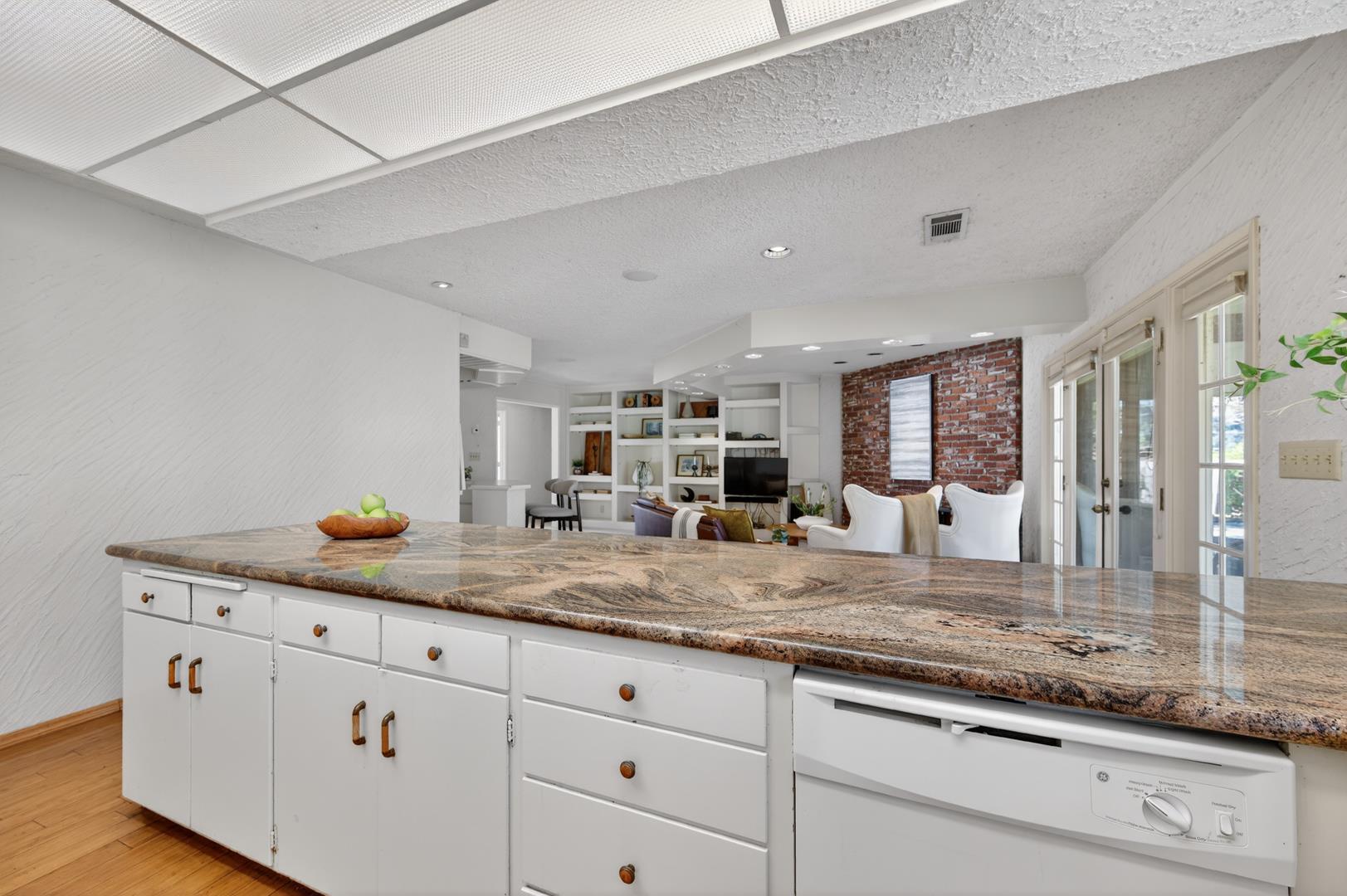 5867 E Club View Dr, photo 39