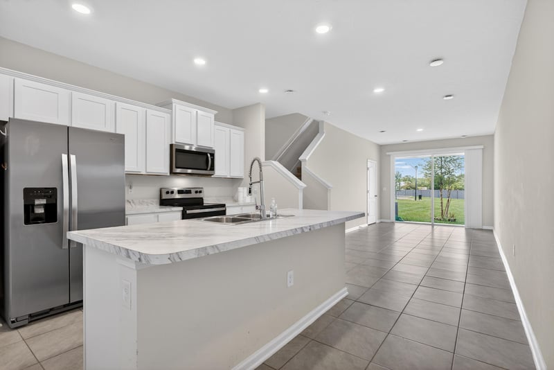 Photo 4 of 8210 Larose Rd, Jacksonville, FL 32211, photographed by Megapixeler