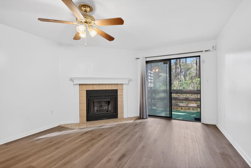 Photo 23 of 1604 Arcadia Dr, Jacksonville, FL 32207, photographed by Megapixeler