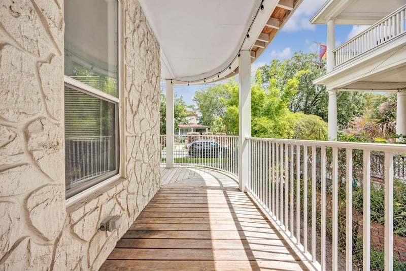 Photo 4 of 138 7th St W, Jacksonville, FL 32206, photographed by Megapixeler