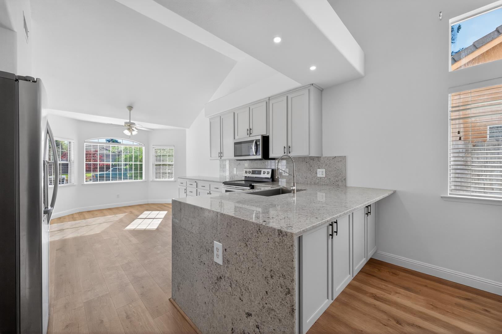 10291 N Whitney Ave., photo 14