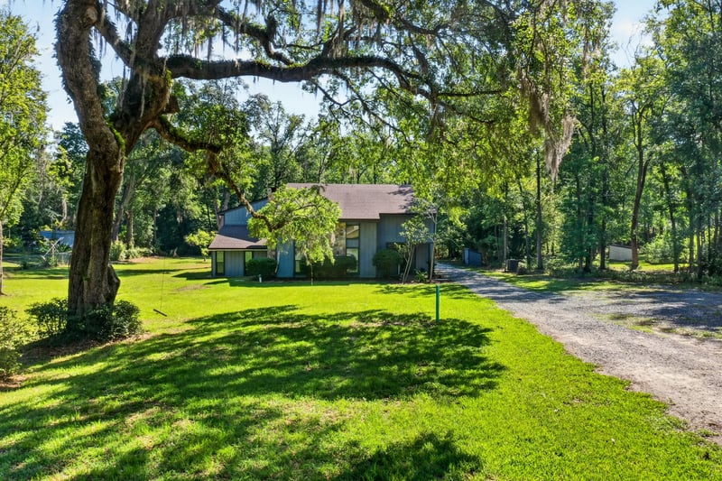 Photo 104 of 2411 Halperns Way, Middleburg, FL 32068, photographed by Megapixeler