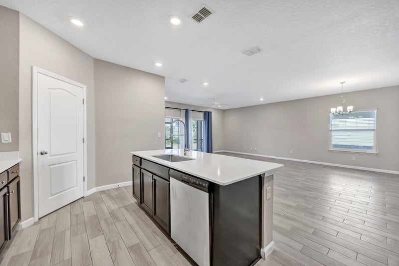 Megapixeler (47) at 7224 Blairton Wy, Jacksonville, FL 32222