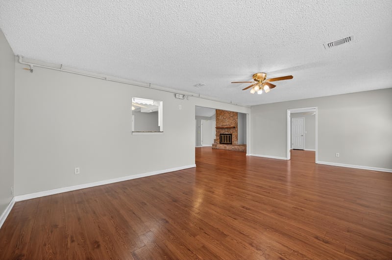 Photo 10 of 4294 Tanglewilde Dr S, Jacksonville, FL 32257, photographed by Megapixeler