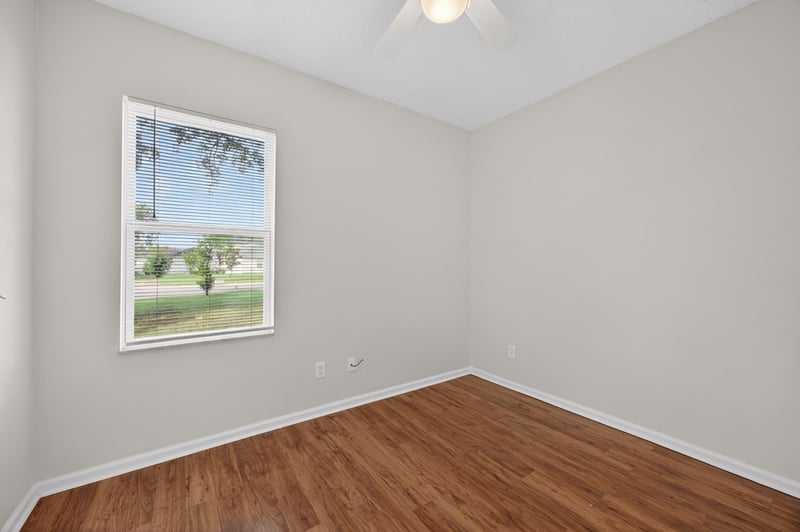 Photo 26 of 821 Oak Arbor Cir, Jacksonville, FL 32206, photographed by Megapixeler