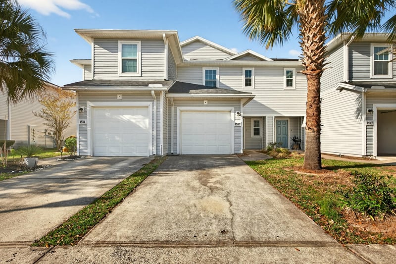 Photo 1 of 1509 Biscayne Bay Dr, Jacksonville, FL 32218, photographed by Megapixeler