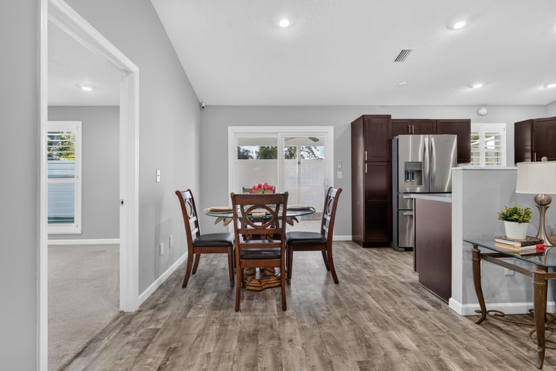 Dining area wide angle view, photographed by Megapixeler on Birch Run E, Orange Park