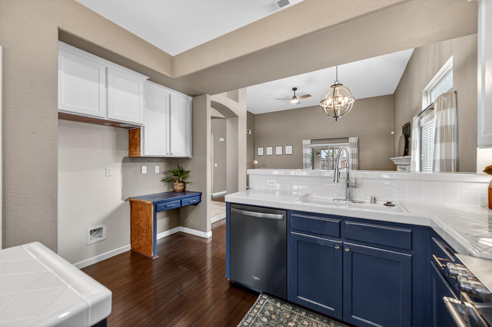 2873 E El Paso Ave, photo 30