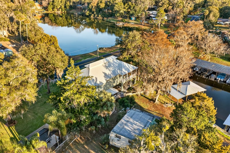 Photo 31 of 301 Saratoga Dr, Satsuma, FL 32189, photographed by Megapixeler