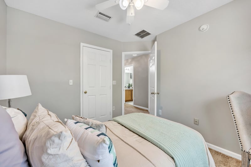 Photo 19 of 5260 Collins Rd unit 907, Jacksonville, FL 32244, photographed by Megapixeler