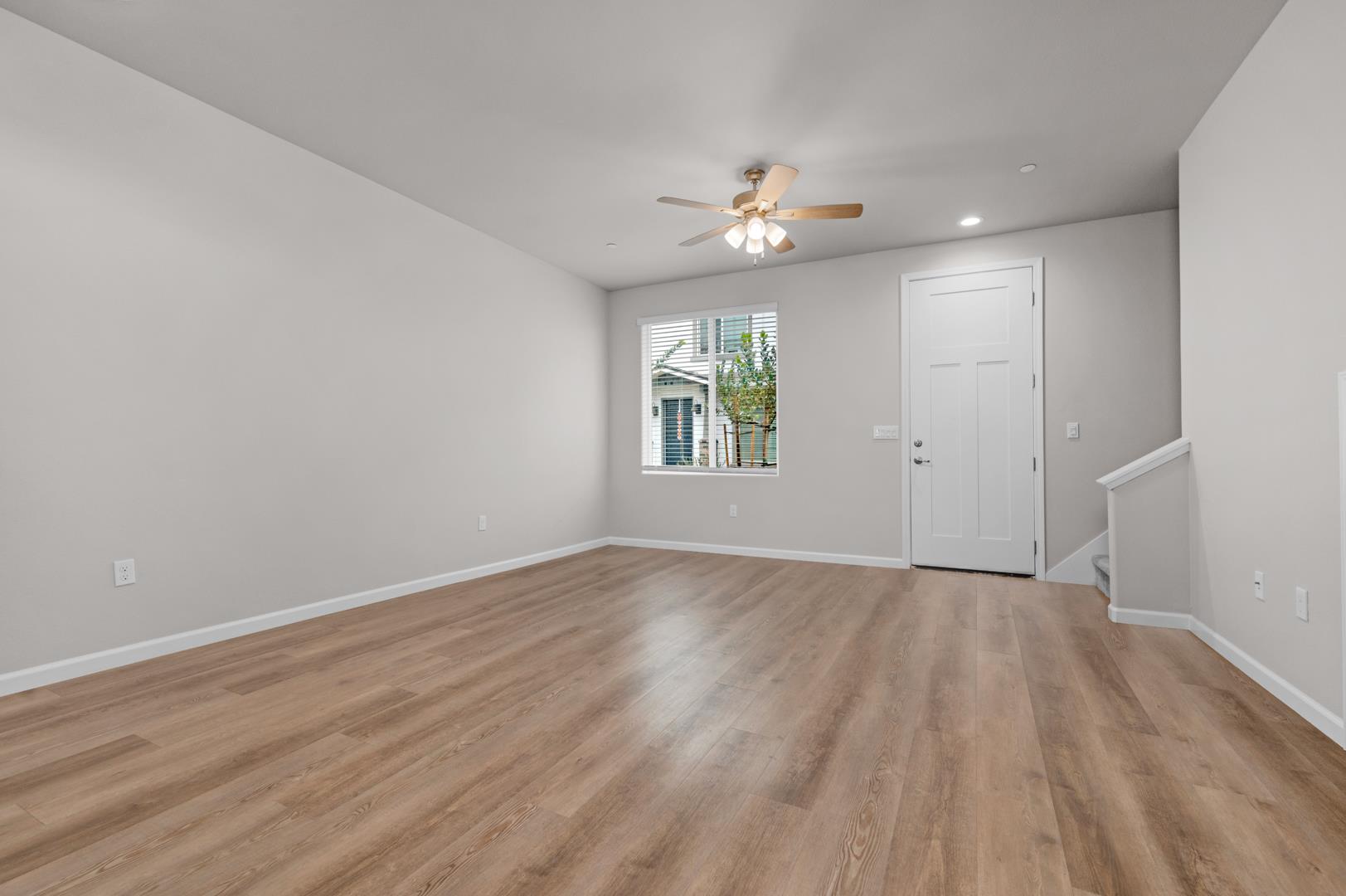 410 S Summit St, photo 10