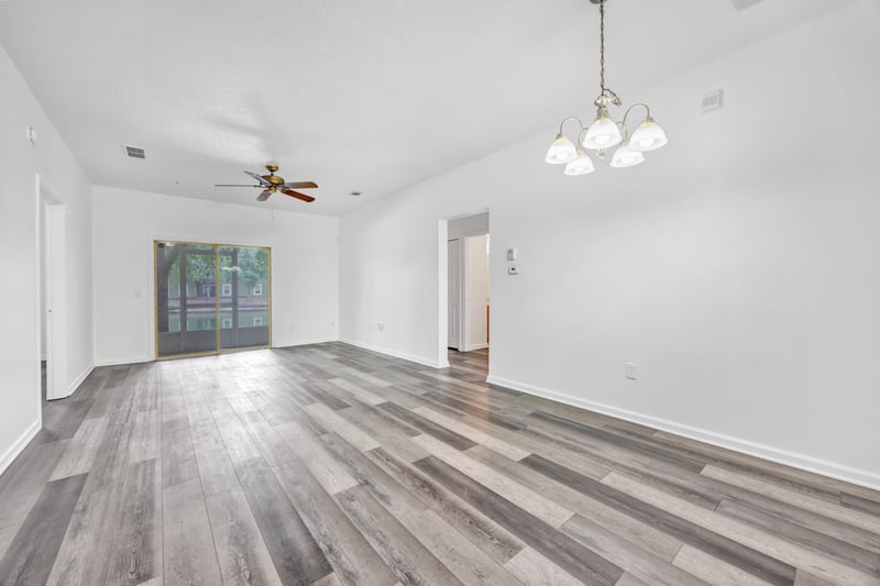 Photo 8 of 3641 Kirkpatrick Cir, Jacksonville, FL 32210, photographed by Megapixeler