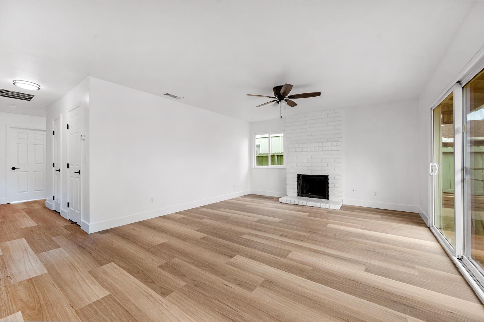 297 E Bullard Ave #124, photo 11