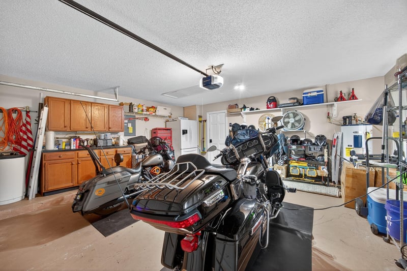 Photo 32 of 8959 Blaine Meadows Dr, Jacksonville, FL 32257, photographed by Megapixeler