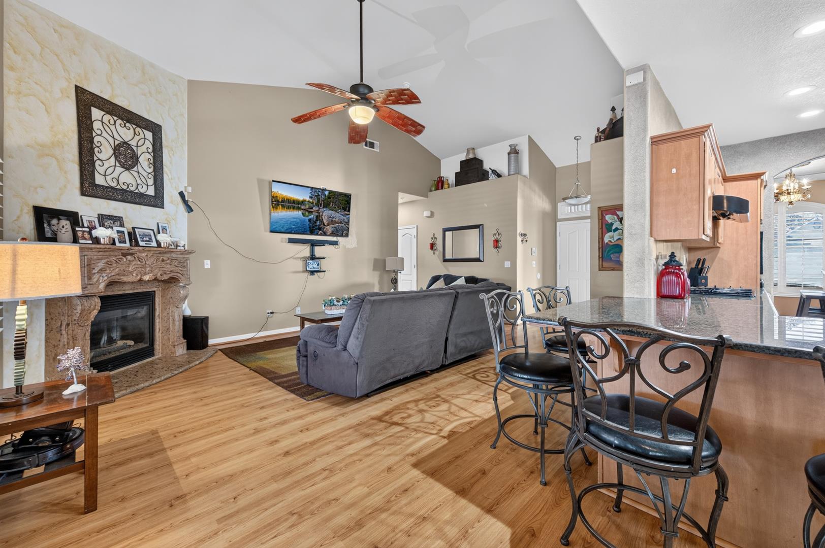 7073 W San Madele Ave, photo 23