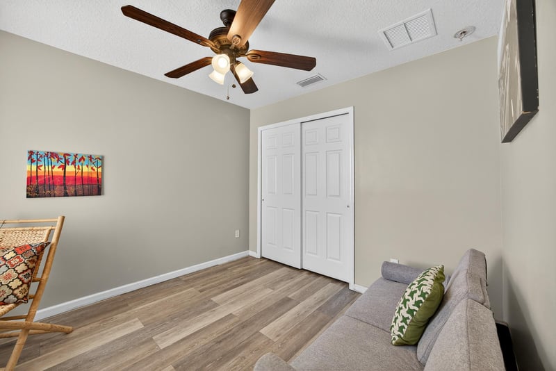 Photo 16 of 8875 Inlet Bluff Dr, Jacksonville, FL 32216, photographed by Megapixeler