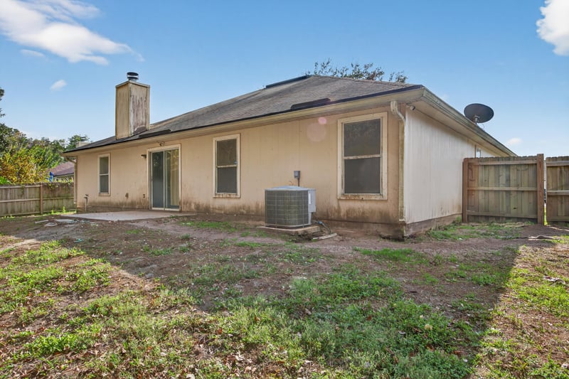 Photo 31 of 14262 Crestwick Dr W, Jacksonville, FL 32218, photographed by Megapixeler
