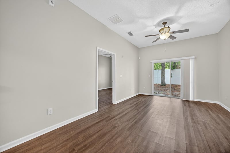 Photo 8 of 7047 Deer Lodge Cir unit 103, Jacksonville, FL 32256, photographed by Megapixeler