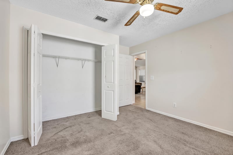 Photo 19 of 10575 Otter Creek Dr, Jacksonville, FL 32222, photographed by Megapixeler