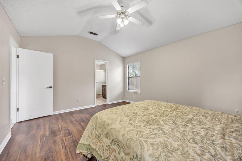 Photo 21 of 3805 Tallcott Dr, Jacksonville, FL 32246, photographed by Megapixeler