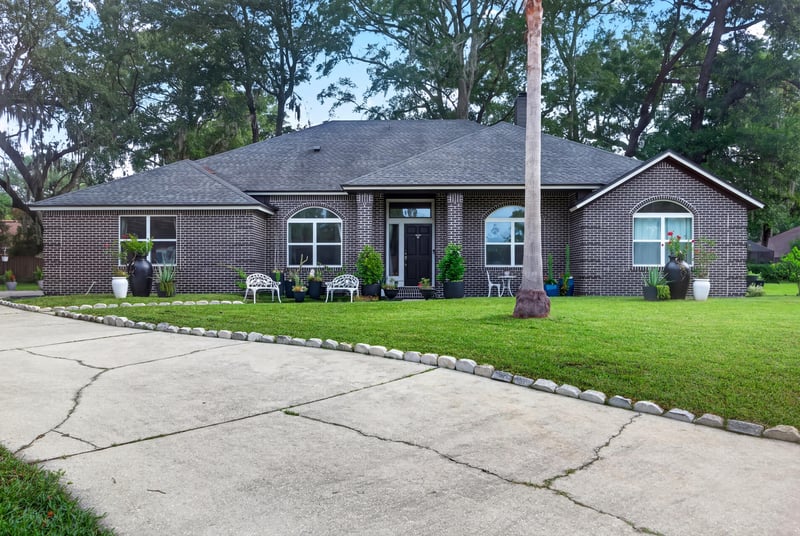 Front exterior and driveway at 1346 Gately Ct, Jacksonville, FL 32225
