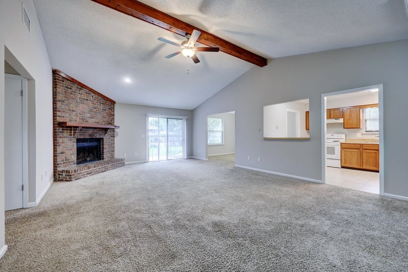 Family Room at 12924 Tree Way Ln, Jacksonville, FL 32258