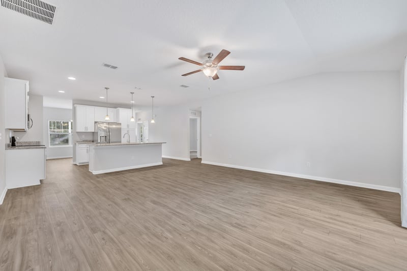 Photo 16 of 2373 Glen Gardner Dr, Jacksonville, FL 32246, photographed by Megapixeler