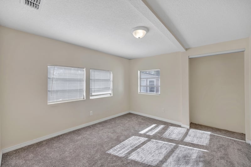 Photo 21 of 432 Tallulah Ave, Jacksonville, FL 32208, photographed by Megapixeler