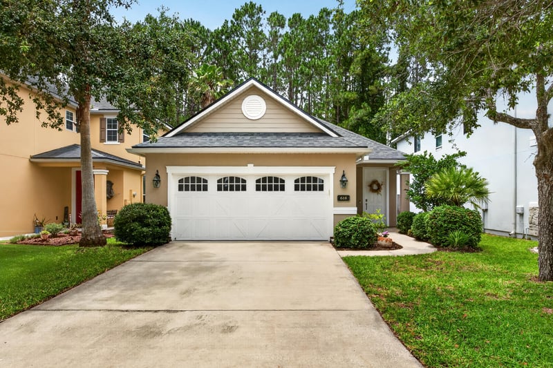 Photo 1 of 618 Briar View Dr, Orange Park, FL 32065, photographed by Megapixeler