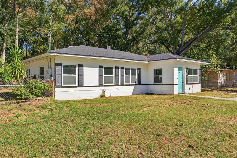 Photo 2 of 2603 Beaverbrook Pl, Jacksonville, FL 32254, photographed by Megapixeler