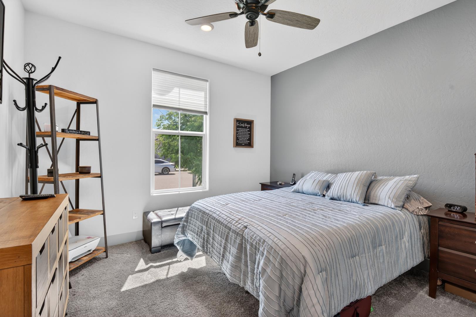 2086 N Phillip Ave, photo 64