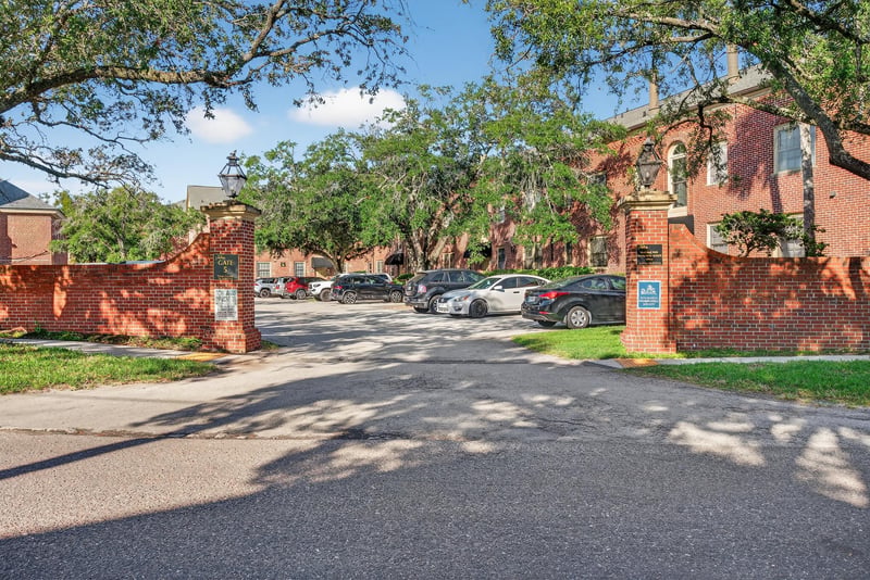 Photo 4 of 1568 Palm Ave, Jacksonville, FL 32207, photographed by Megapixeler