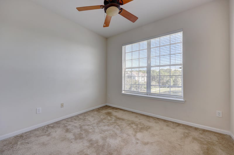 Bedroom 3 at 11251 Campfield Dr unit 1403, Jacksonville, FL 32256