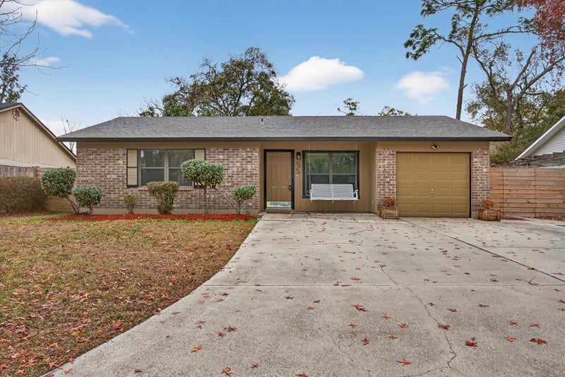 Photo 2 of 6246 Alfredo Dr W, Jacksonville, FL 32244, photographed by Megapixeler