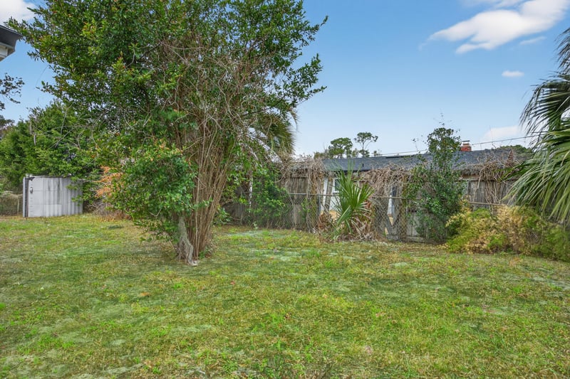 Photo 42 of 8015 Jaguar Dr, Jacksonville, FL 32244, photographed by Megapixeler