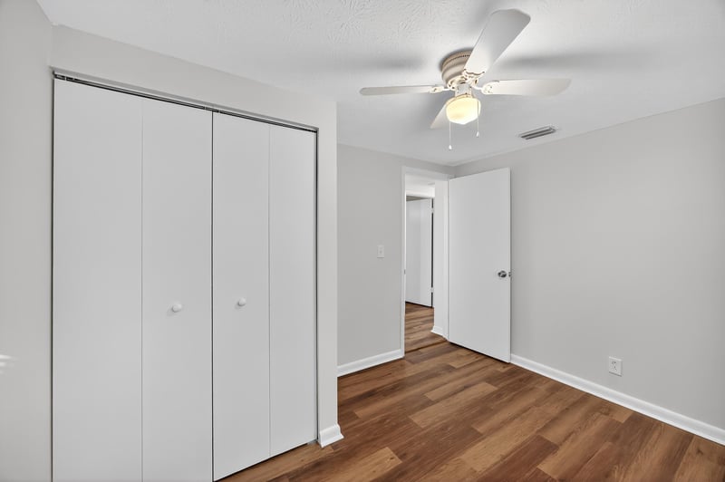 Photo 30 of 7388 Simms Dr, Jacksonville, FL 32209, photographed by Megapixeler