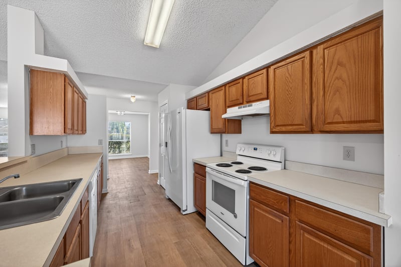 Photo 11 of 2912 Cranes Landing Ct, Orange Park, FL 32073, photographed by Megapixeler