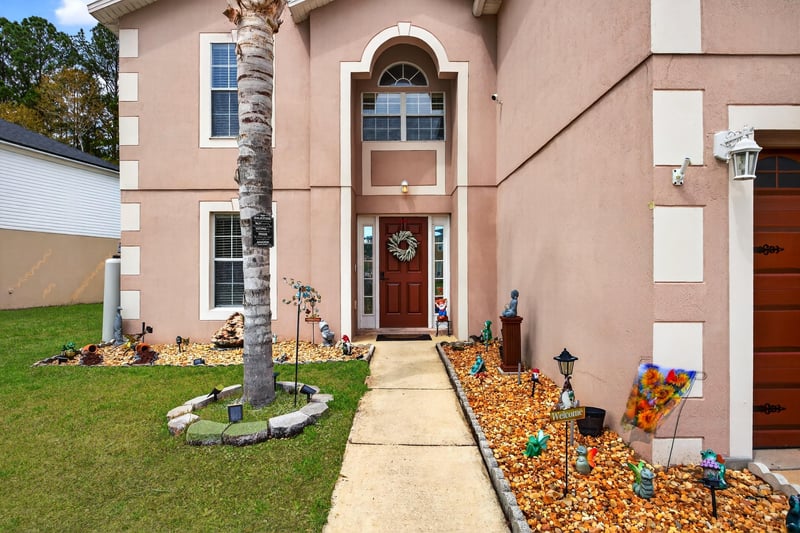 Photo 5 of 5537 Shady Pine St S, Jacksonville, FL 32244, photographed by Megapixeler