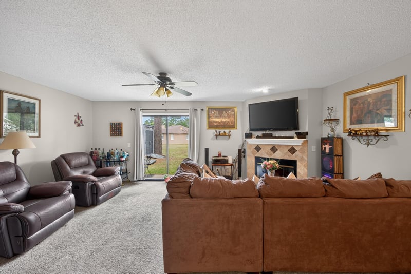 Photo 7 of 8849 Victoria Landing Dr W, Jacksonville, FL 32208, photographed by Megapixeler