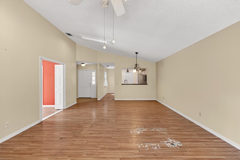 Photo 9 of 4341 Lake Woodbourne Dr S, Jacksonville, FL 32217, photographed by Megapixeler